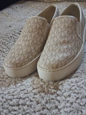 MICHAEL Michael Kors Beige Logo Slip-On Sneakers